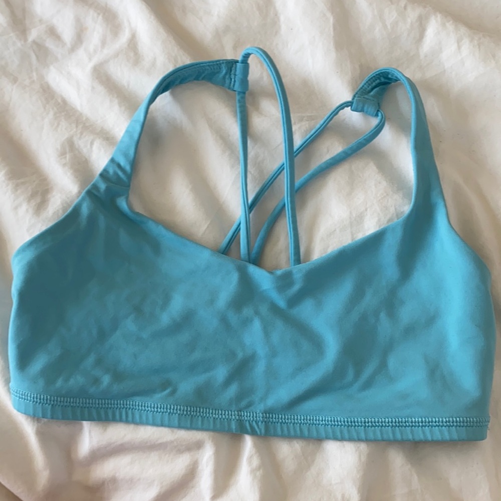 Turquoise Lululemon sports bra